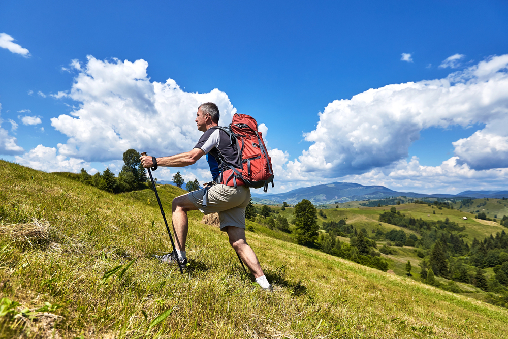 Las mejores rutas en España para practicar senderismo esta primavera