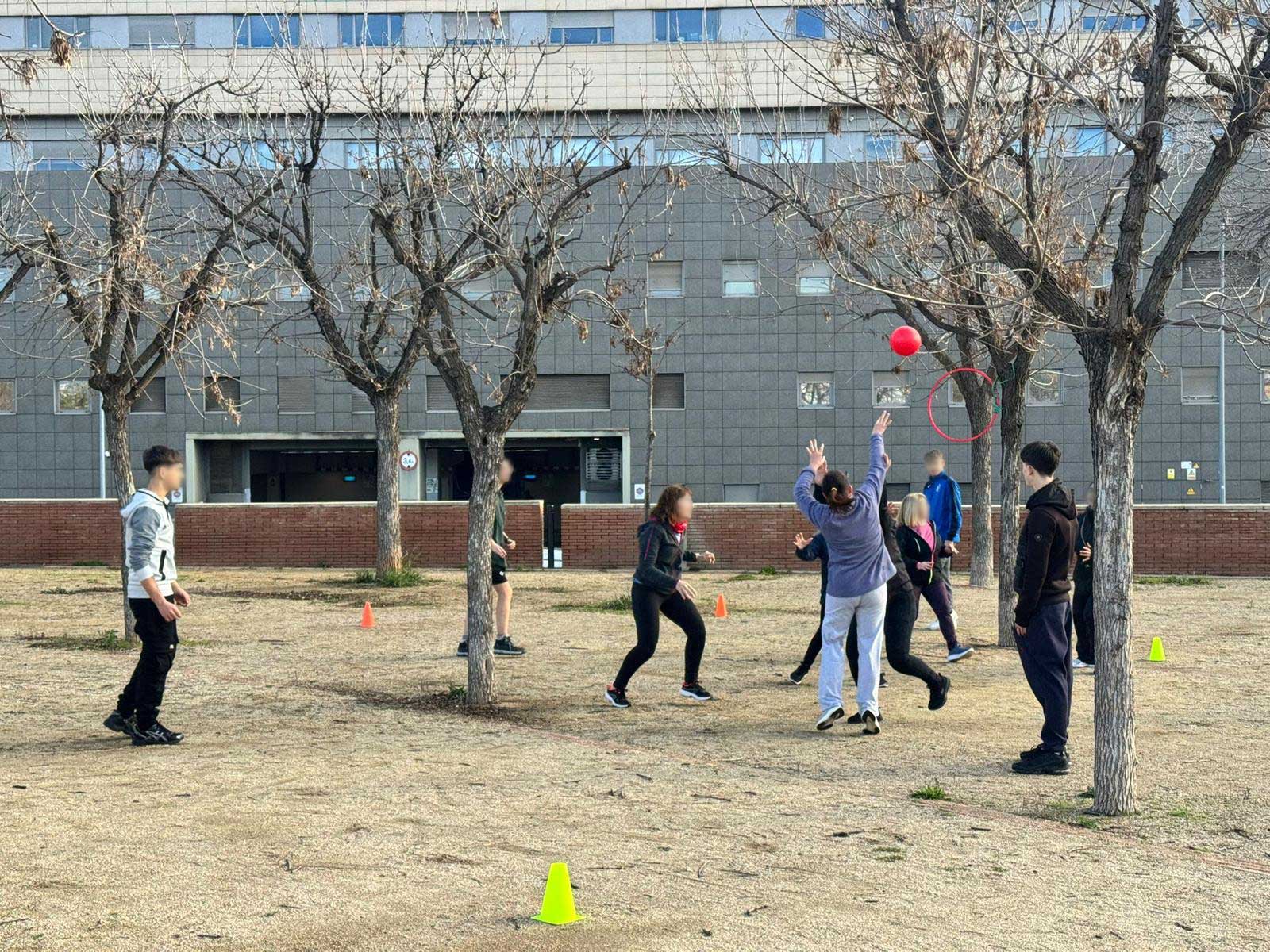 Estudiants d’EurofitnessEdu Perill fan activitats pràctiques a Badalona