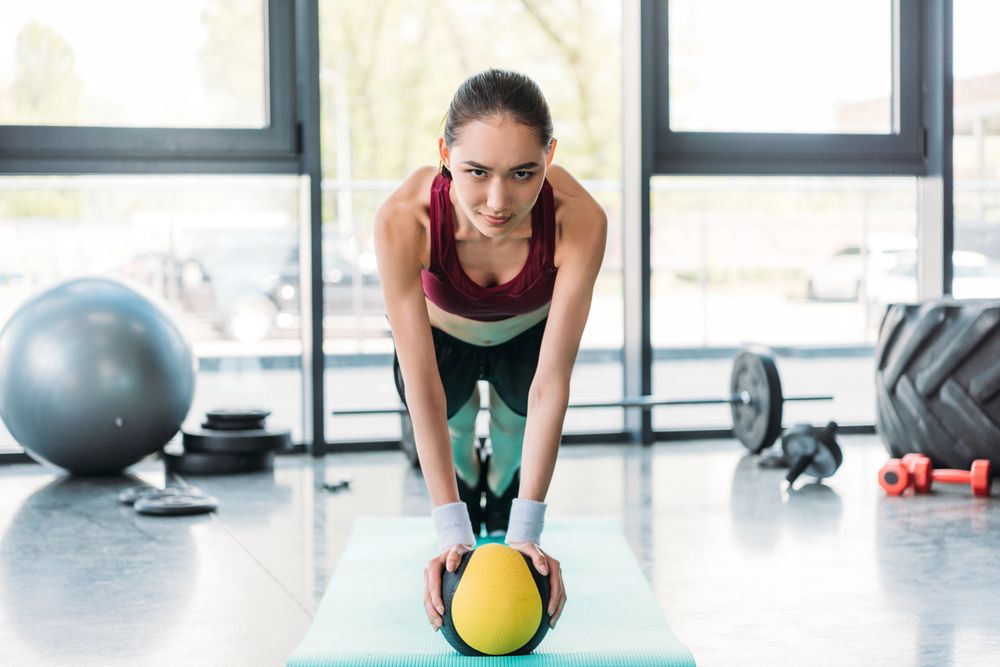 Exercicis per millorar l’equilibri a la sala de fitness: una rutina progressiva