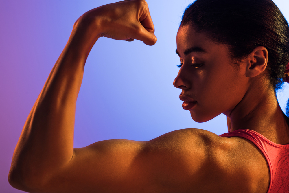 Top 10 ejercicios de bíceps para mujeres y hombres
