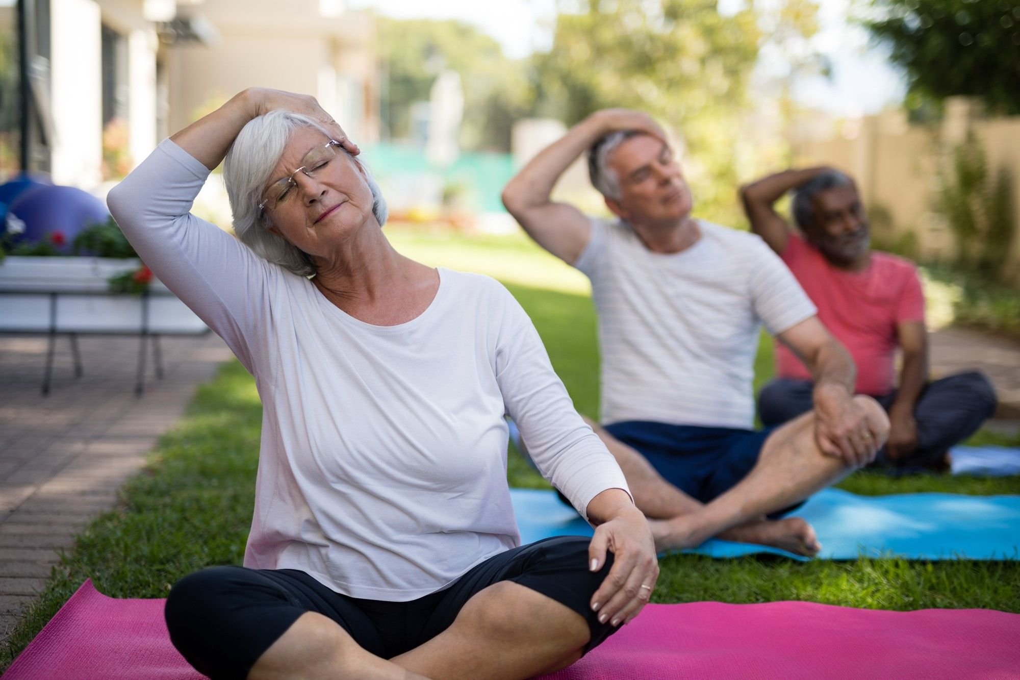 Mindfulness per a gent gran: 5 beneficis