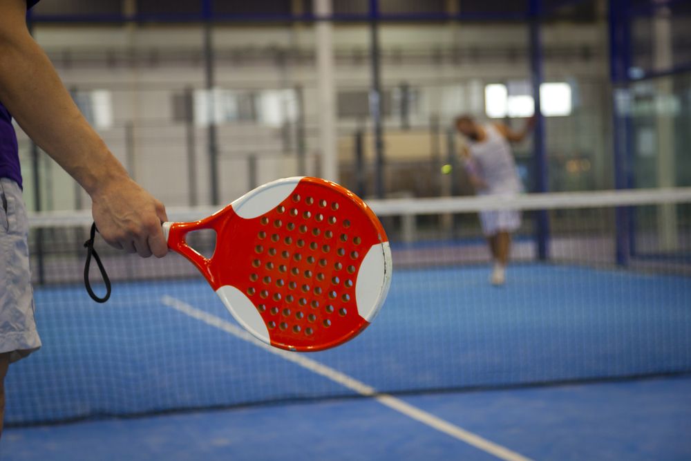 Pádel vs. Tenis: ¿qué deporte practicar?